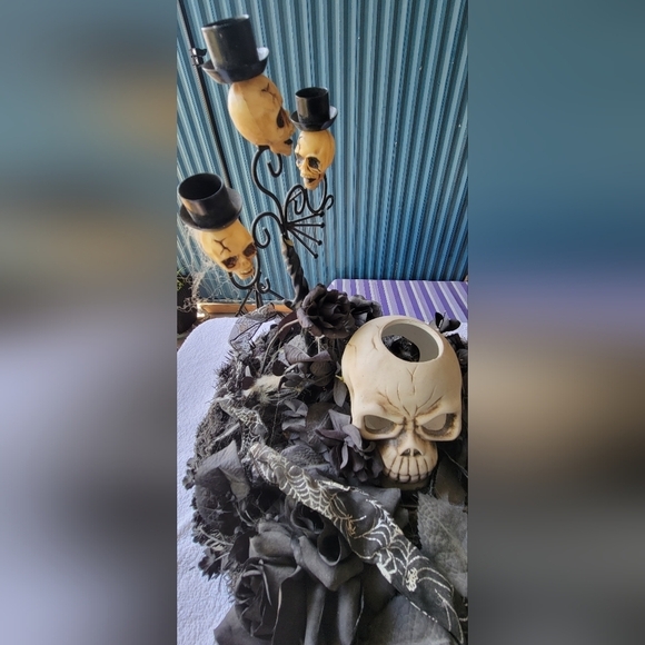 Gothic Halloween Table Candleabra Decorations  Skull Black Roses - Picture 6 of 13